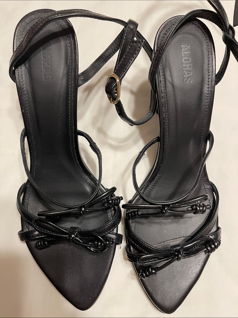 ALOHAS Black Knotted-Strap Pointed Toe Heels